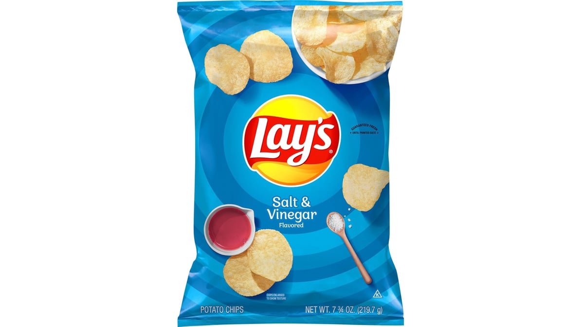 Lay's Salt & Vinegar Potato Chips (7.75 oz)