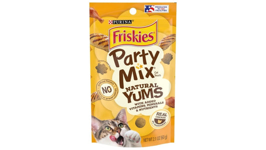 Purina Friskies Party Mix Natural Yums Cat Treats with Real Chicken (2.1 oz)